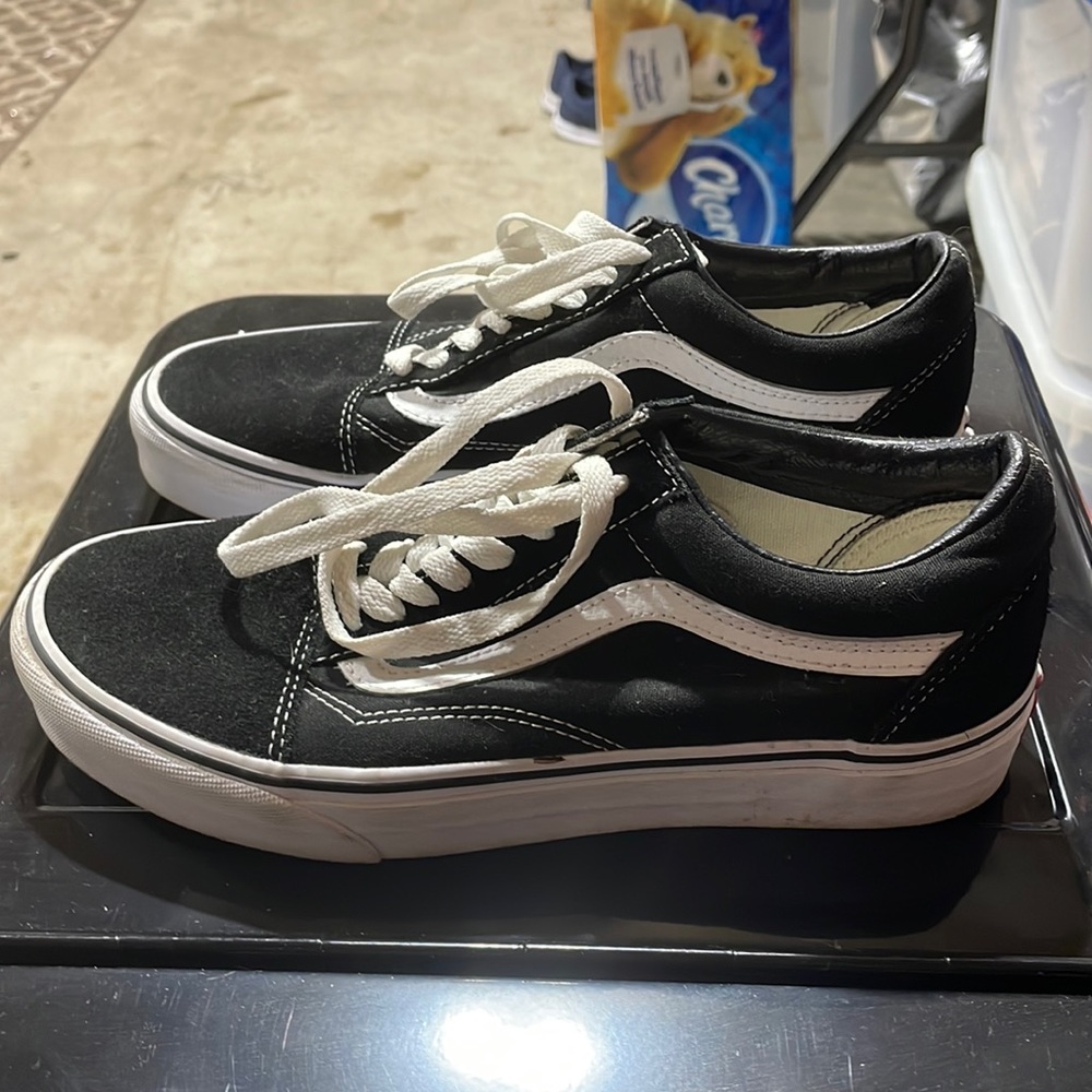 Black Old-Skool Unisex Vans